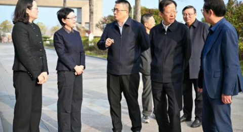 南通市人大常委会主任王晓斌来校调研